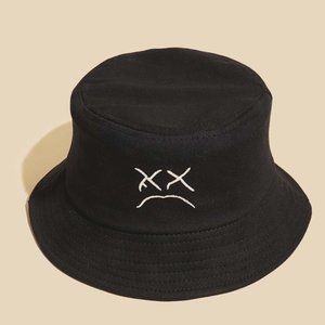 🎃6/$15 New! Black Bucket Hat